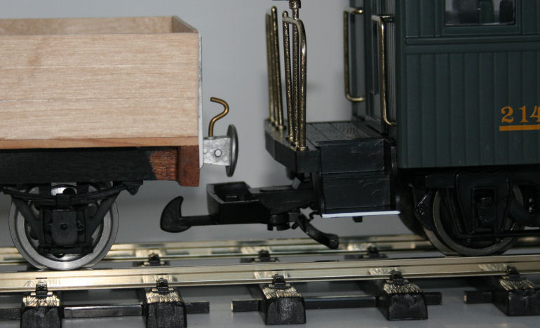 Coach and wagon checking coupling height